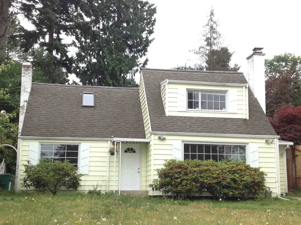 1245 NE 104th St, Seattle, WA 98125