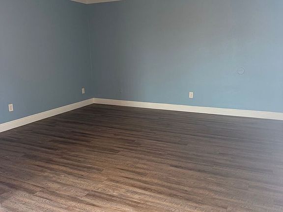3rd image of 6321 Lenawee St #D3