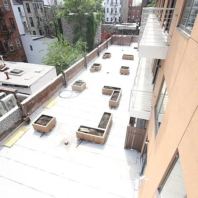 Rented by Nooklyn NYC LLC | media 46