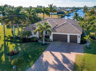 3820 Yucatan Pkwy, Cape Coral, FL 33993