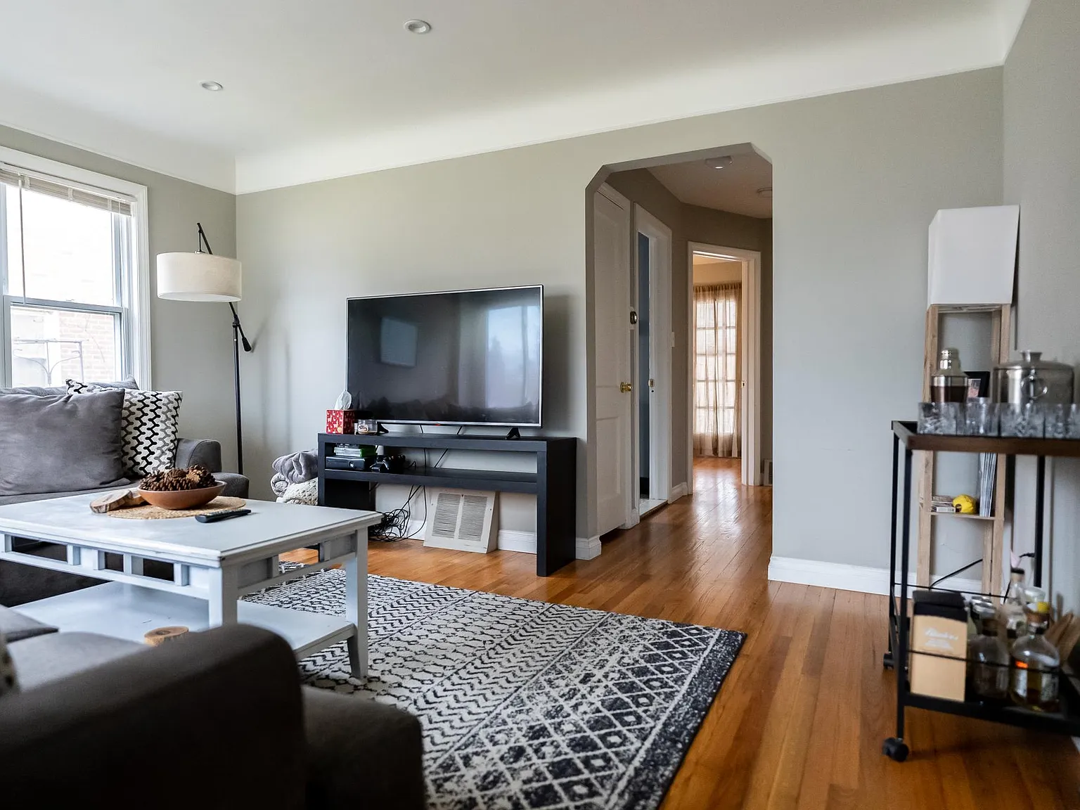 23270 Sherman St — Photo 4