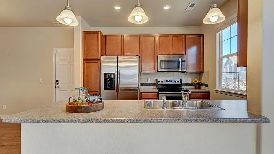 4225 Mesa Overlook