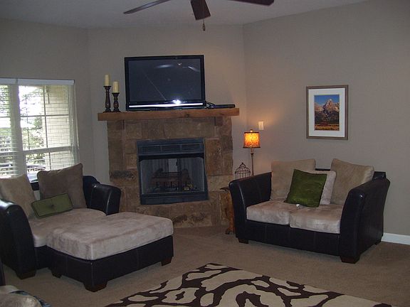 3rd image of 31 Indian Springs Dr