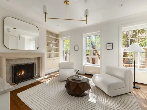 157 East 65th Street image 15 of 27