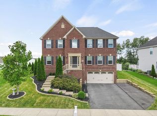 406 Elgin Cir, Coraopolis, PA 15108