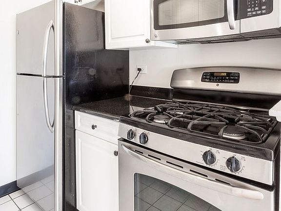 3rd image of 182 E 95th St APT 27C