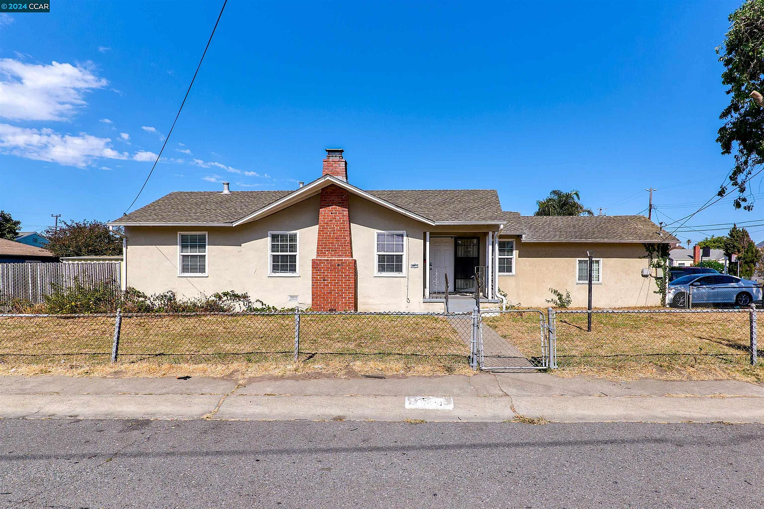1780 Merritt Ave photo 1