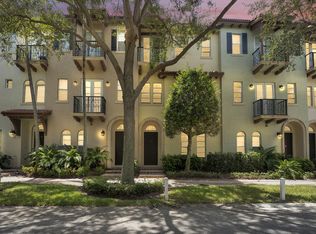 19 Via Floresta Dr, Boca Raton, FL 33487