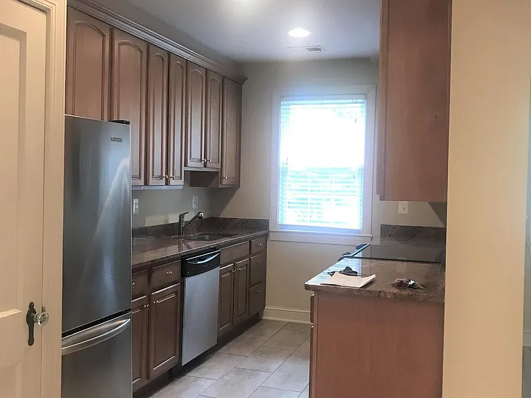 401 Commonwealth Ave #10B — Photo 5