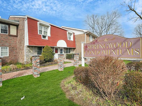 2nd image of 3 Springwood Dr #3