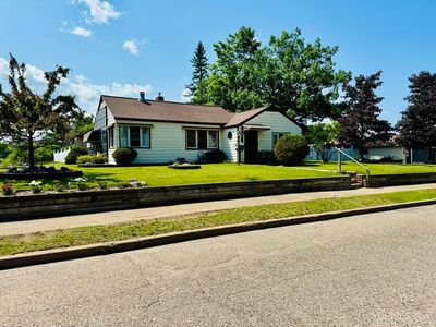 292 Chestnut St, Kingsford, MI, 49802
