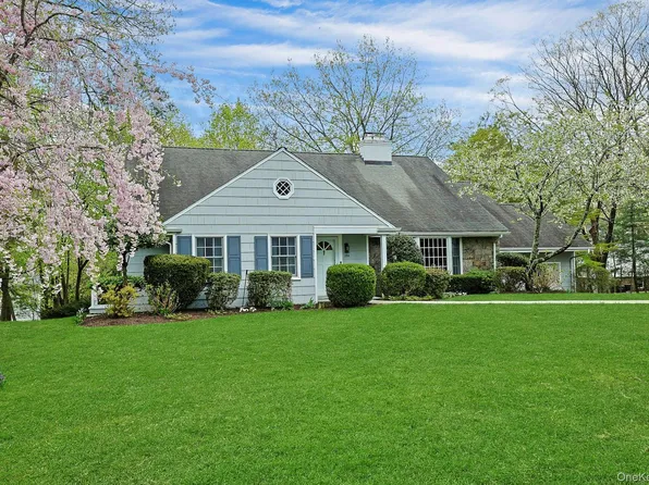 156 Rock Creek Lane, Scarsdale, NY 10583