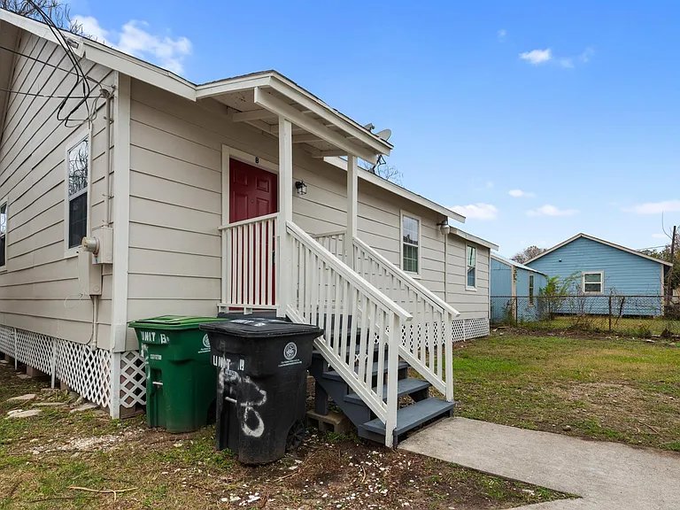 7307 Avenue H #B — Photo 17