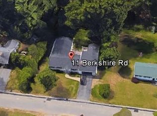 11 Berkshire Rd, North Chelmsford, MA 01863