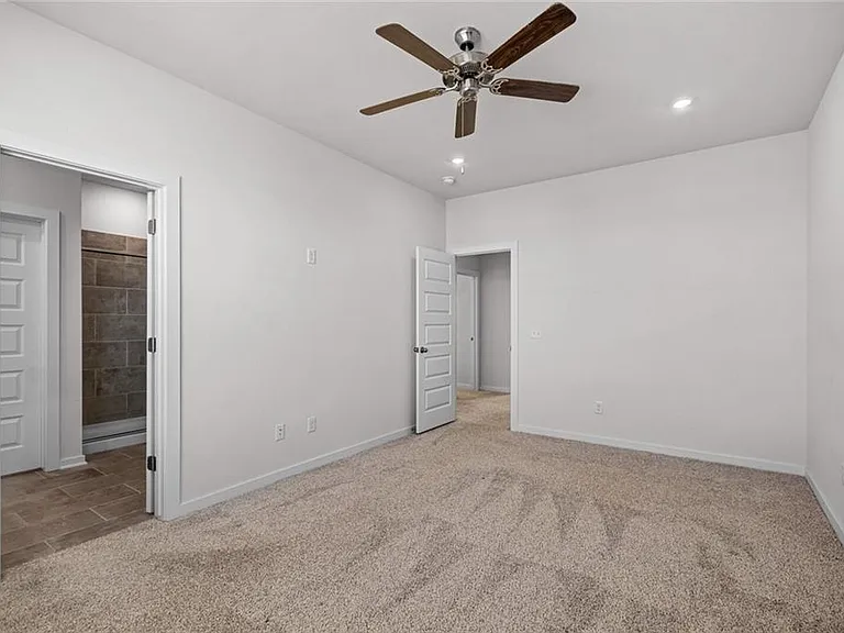4790 Planetree St — Photo 19