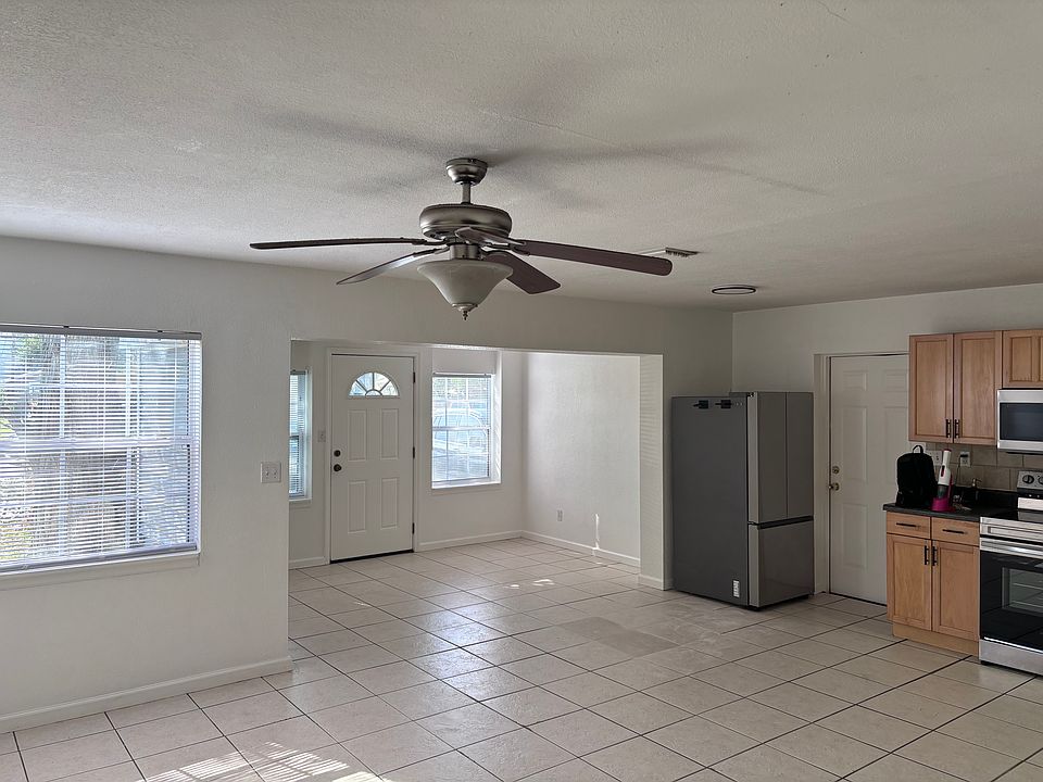 1st image of 4619 38th Ave N