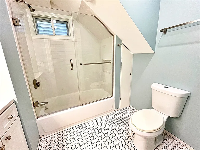 242 Princeton St #1 — Photo 12
