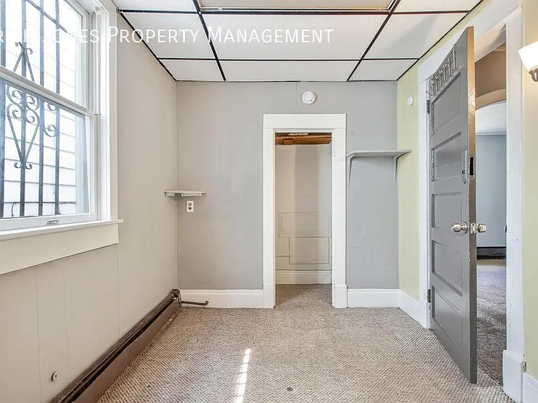 151 Howell St #1 — Photo 6