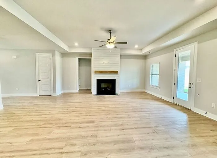 207 John Clift Cir — Photo 14