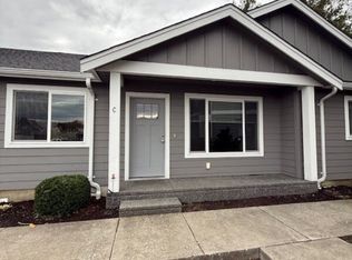 285 18th St #C, Lynden, WA 98264