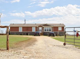 233 Jakes Colony Rd, Seguin, TX 78155