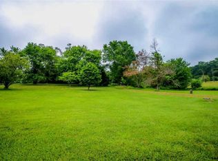 320 Pinetown Rd, Hanover, PA 17331