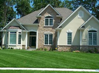 2941 Estuary Pl, Maumee, OH 43537