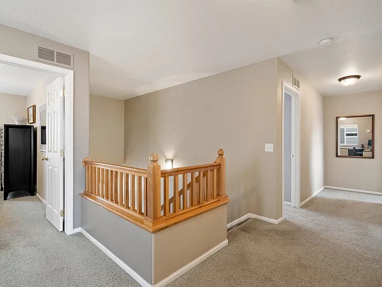 1933 Falcon Ridge Dr — Photo 15