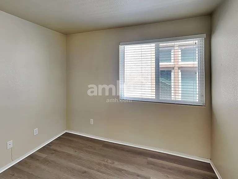 6215 Van Eps Ct — Photo 9