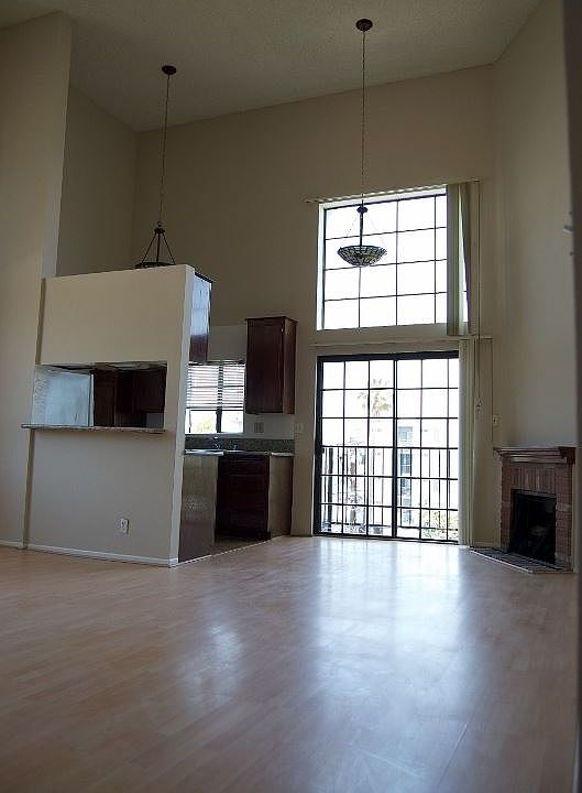 1st image of 1429 N Curson Ave APT 306