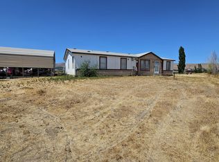 15017 Douglas Rd, Yakima, WA 98908