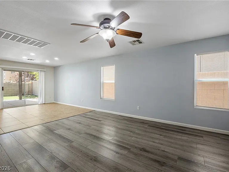 8907 W Torino Ave — Photo 37