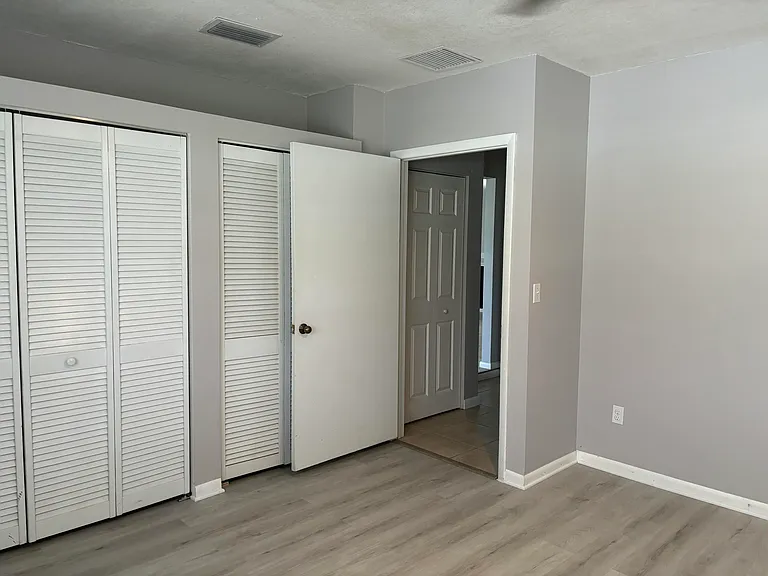 202 SW Crescent Ave — Photo 18