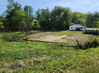 297 Parkside Dr, Fancy Gap, VA 24328