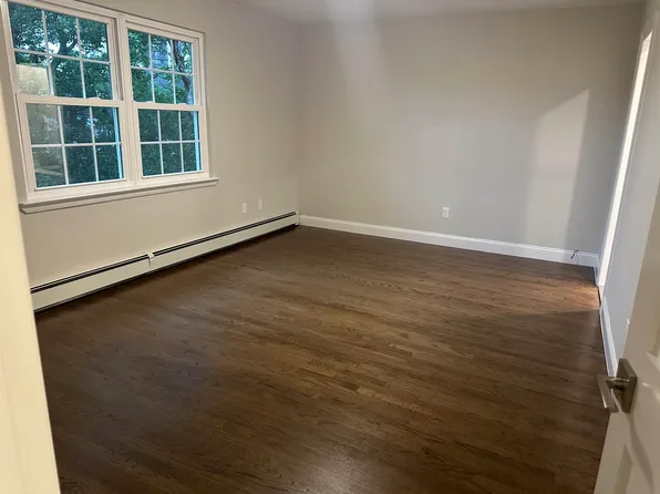 29 Marion Avenue image 15 of 22