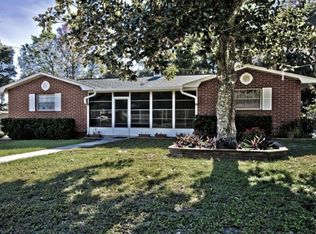 1120 N Palmetto Cir, Eustis, FL 32726