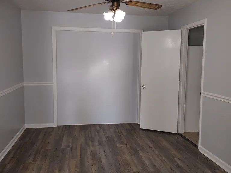 346 Hazel Lawn Dr #2 — Photo 4