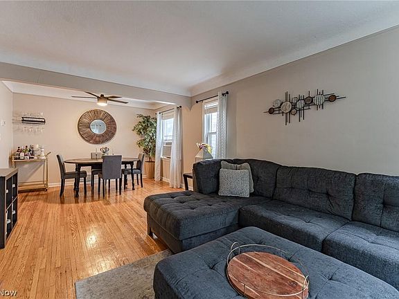 2nd image of 2238 Lincoln Ave