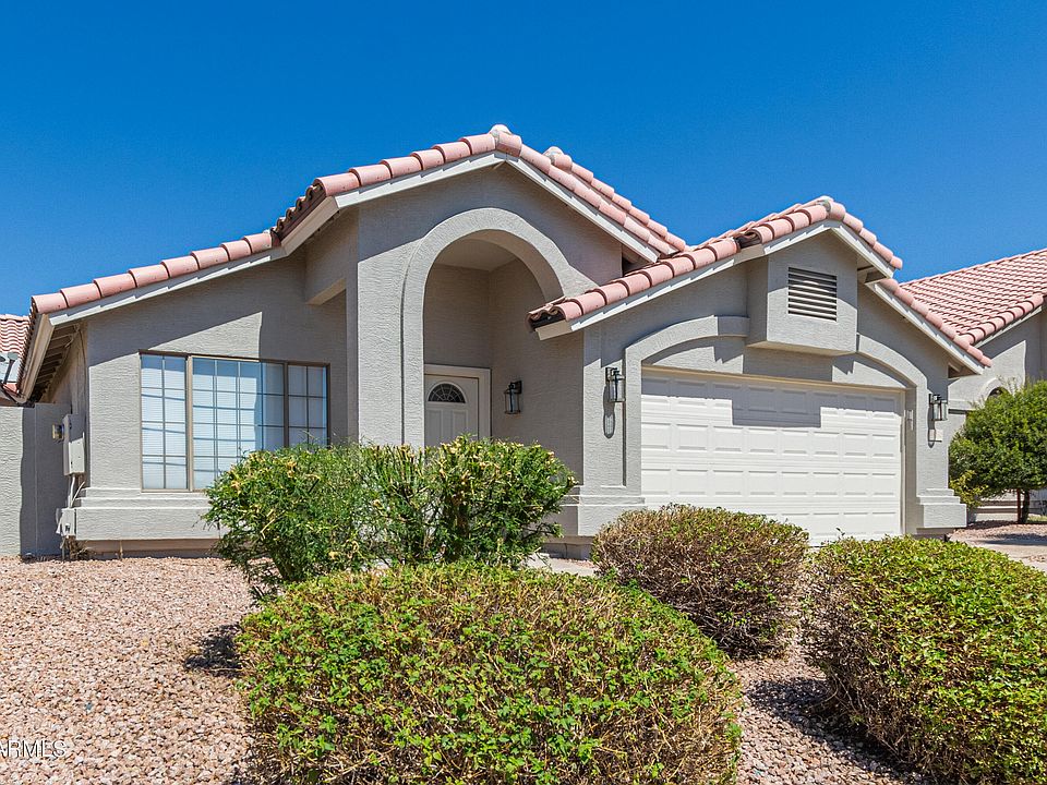 1st image of 4532 E MEADOW Drive