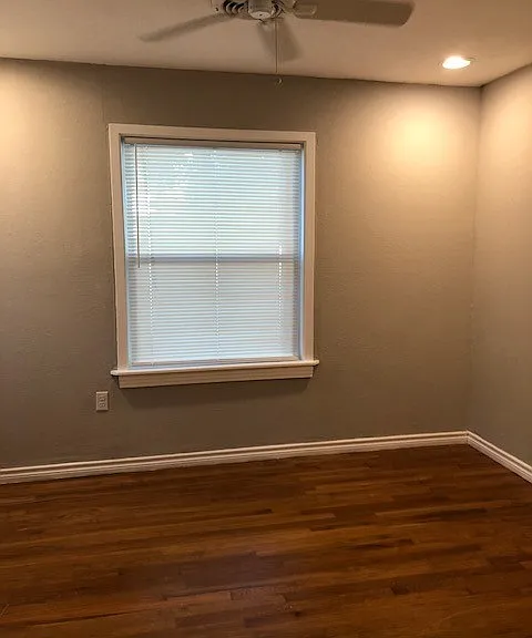 3303 Texas St — Photo 12