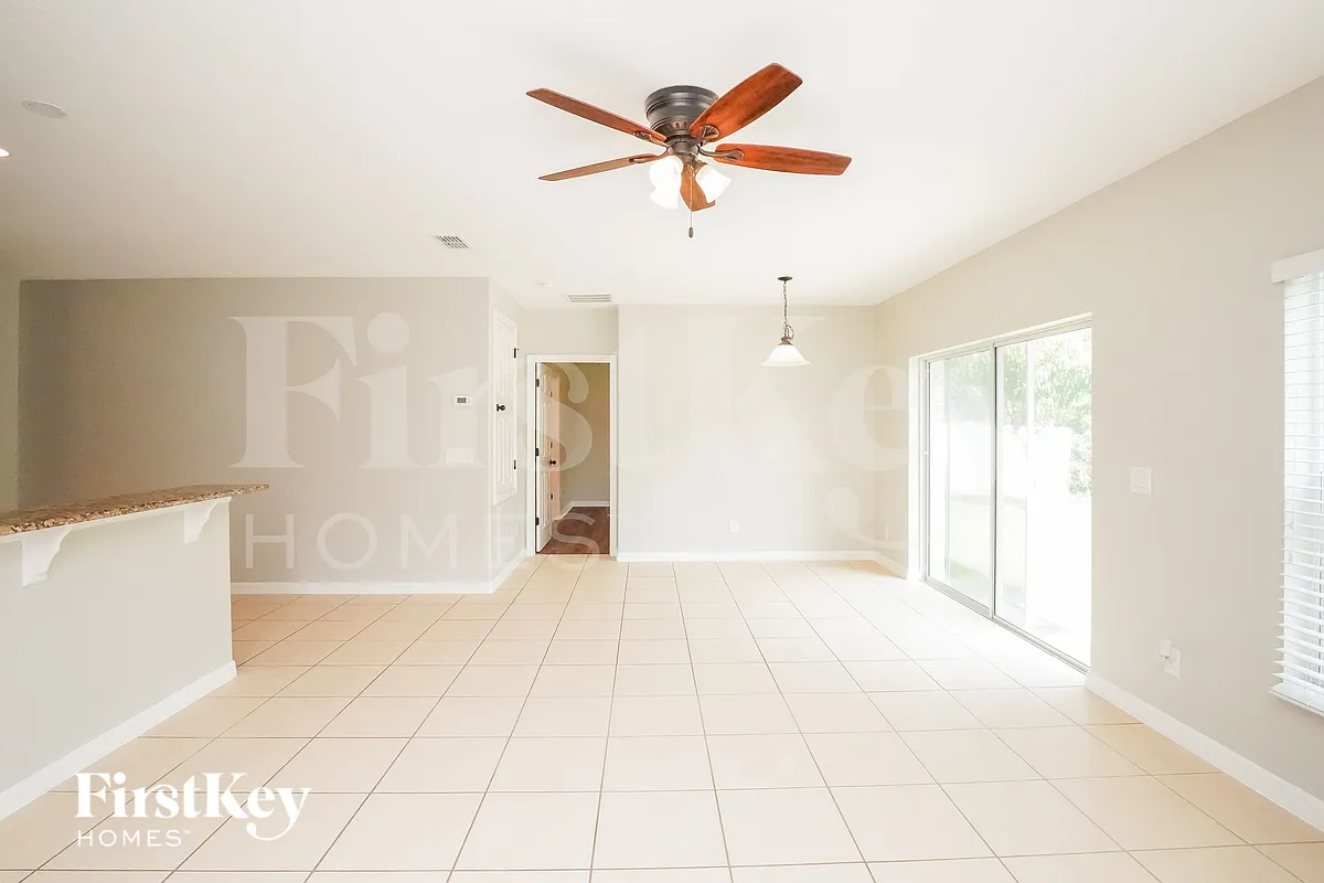 Building Photo - 3734 Briarwood Estates Cir