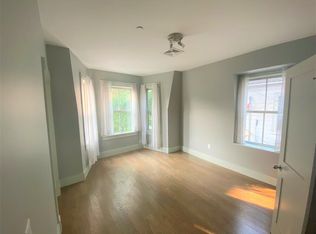 15 Boardman St #2A, Cambridge, MA 02139