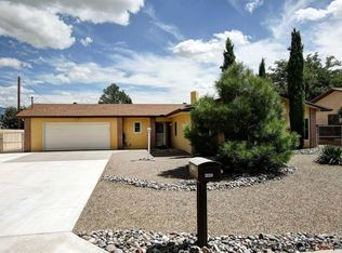 1442 33rd Cir SE, Rio Rancho, NM 87124