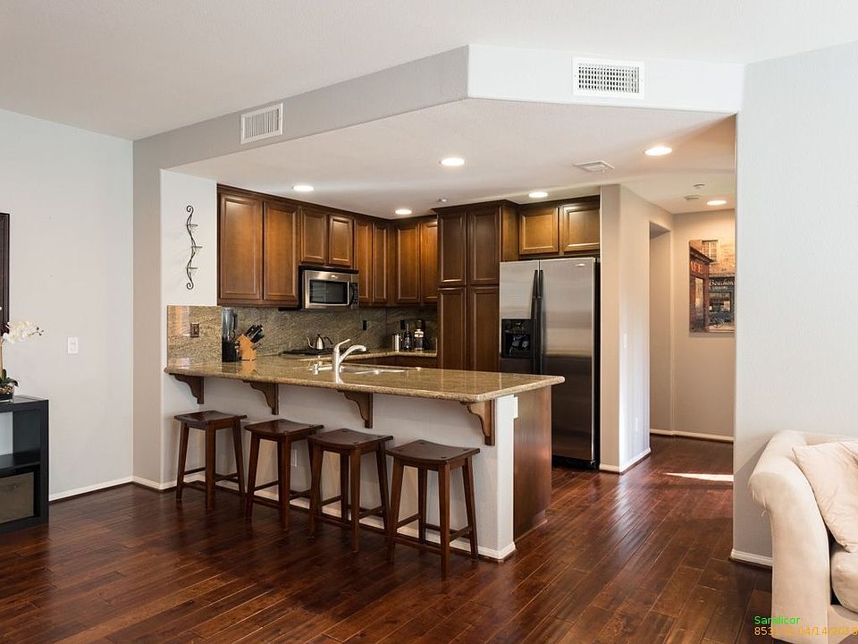 1st image of 17011 Calle Trevino Unit 10