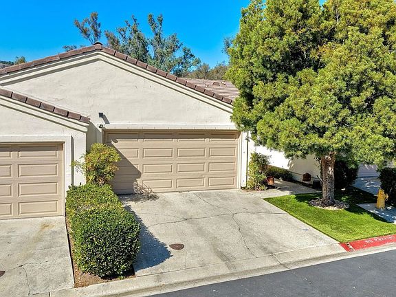 4th image of 29414 Circle R Greens Dr