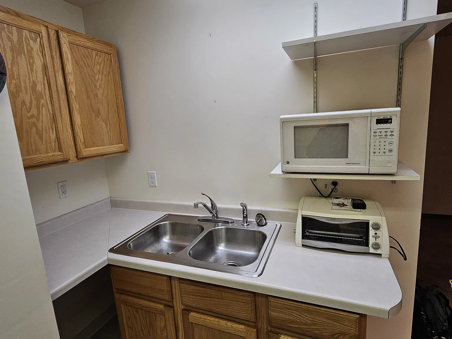Studio, 600 sqft, $775 — Photo 4