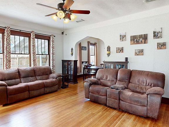 5th image of 206 S Merritt St