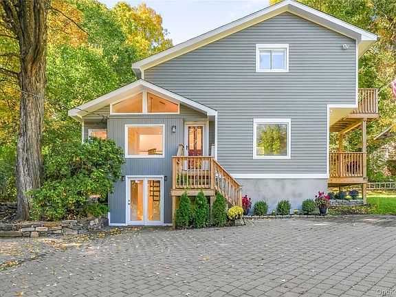 2nd image of 34 Rutland Drive