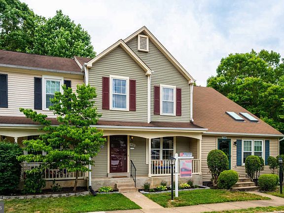 2nd image of 15468 Windsong Ln
