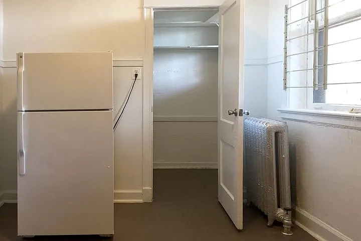 Greenwood 5201 — Photo 24